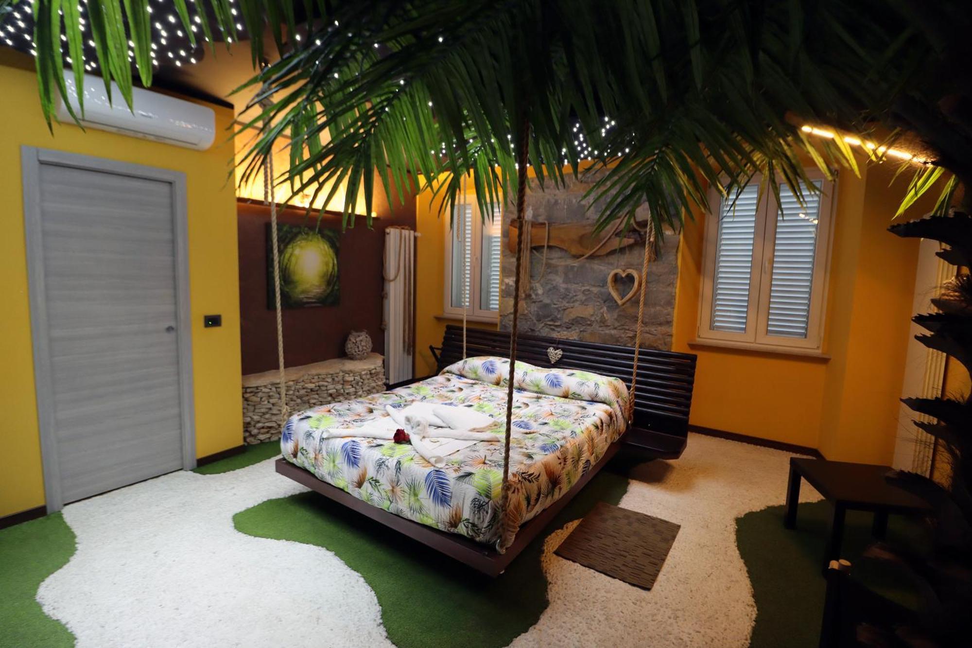 Thematic Rooms - Athema Atmosphere Trieste Exterior photo